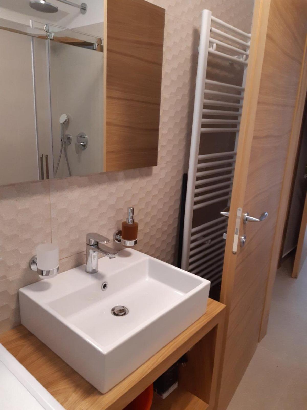 Apartments Cerovic Малинска Экстерьер фото