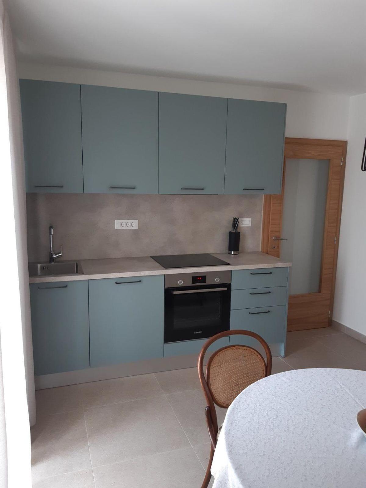 Apartments Cerovic Малинска Экстерьер фото