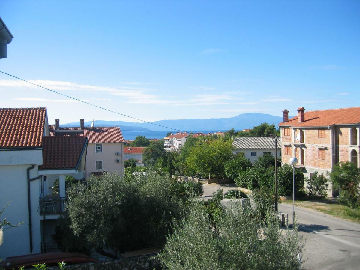Apartments Cerovic Малинска Экстерьер фото